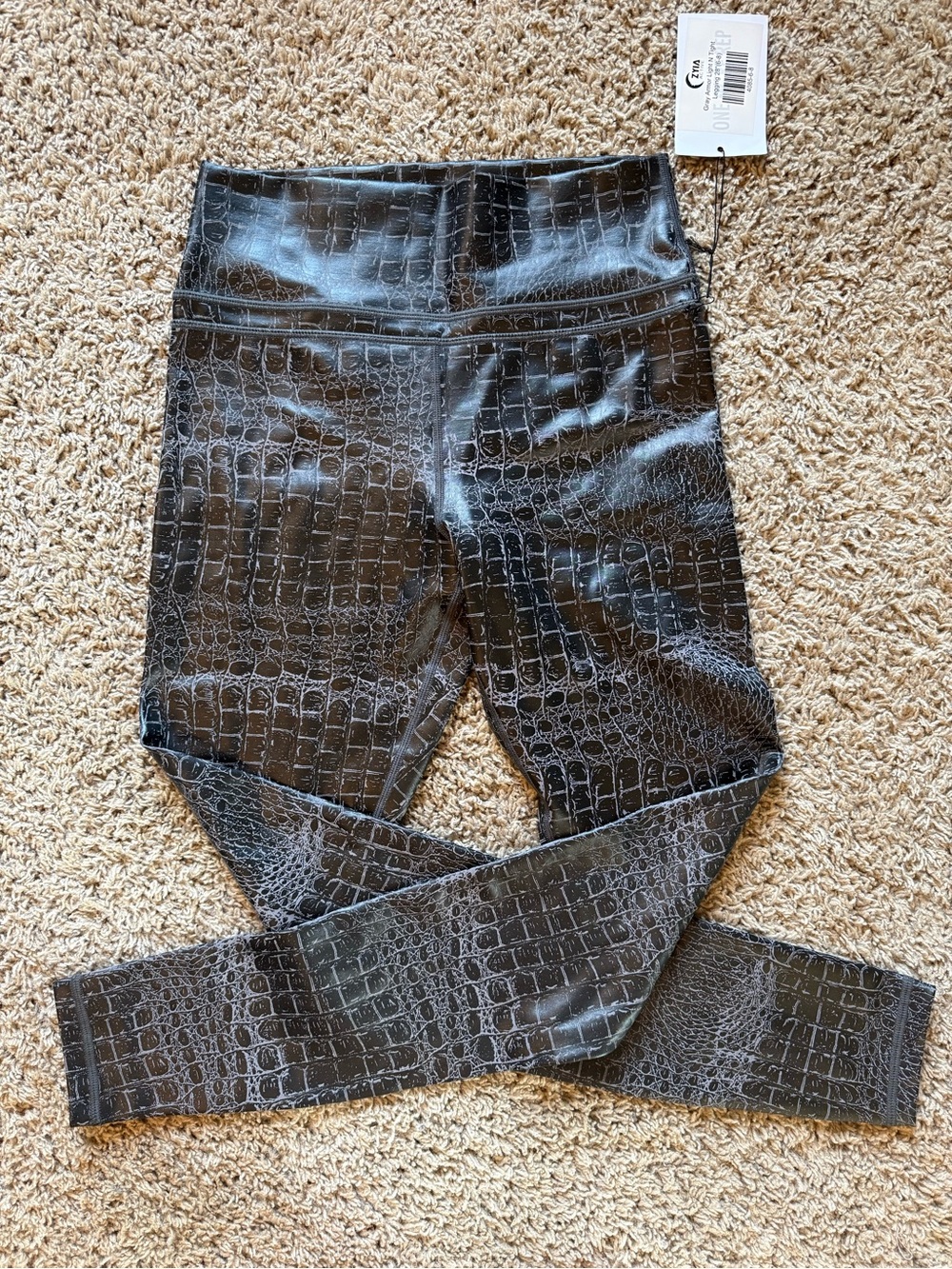 ZYIA grey armor light and tight leggings